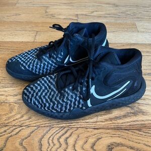Nike KD Trey 5 viii Basketball Sneakers